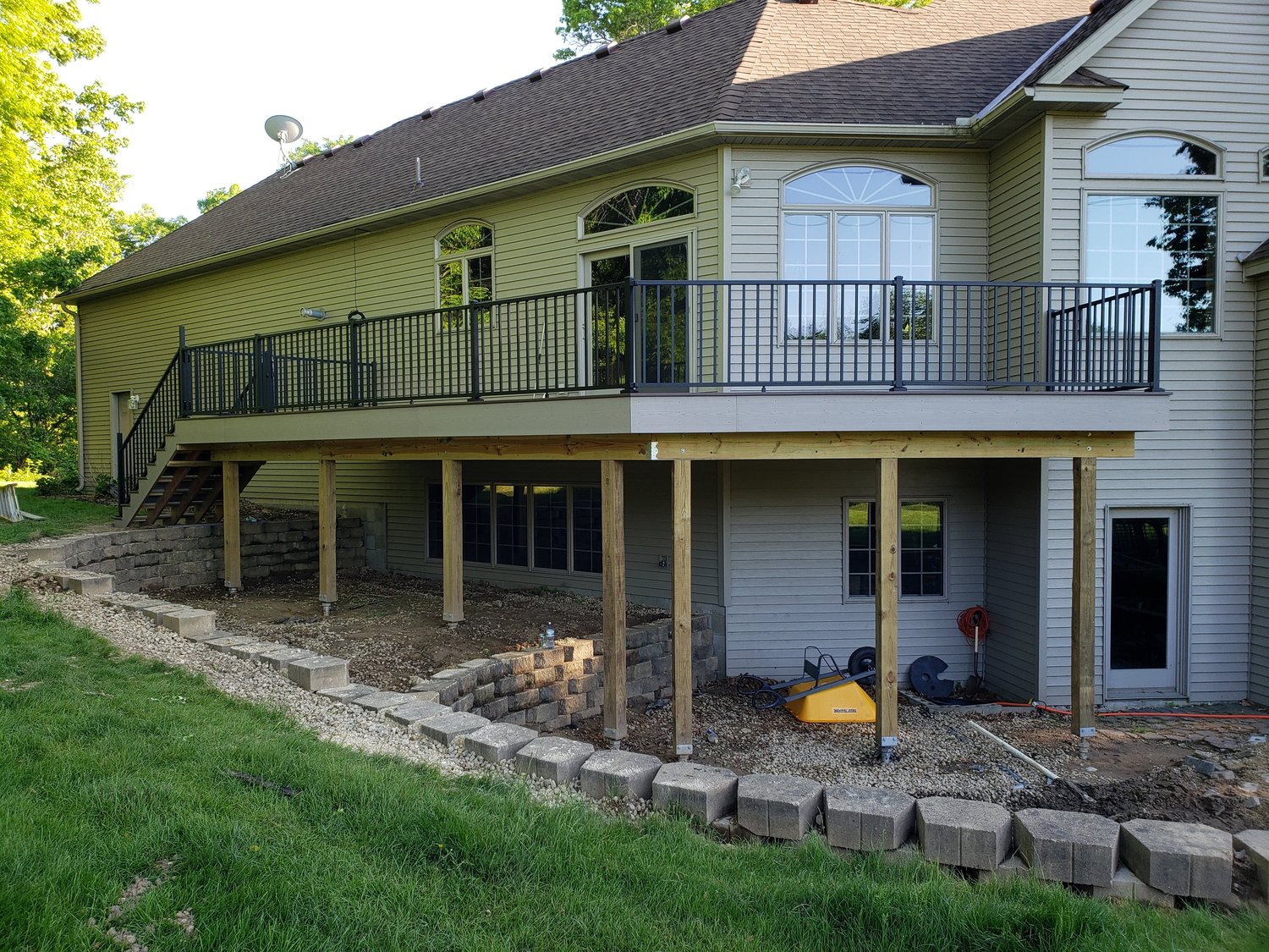 Decks & Porches - Due North Custom Construction